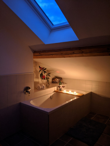 Bad oben Badewanne Kerzen