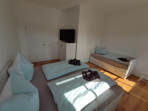 Großes Schlafzimmer unten (2)