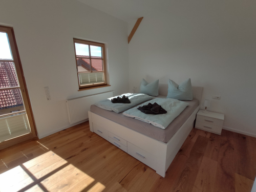 Großes Schlafzimmer unten